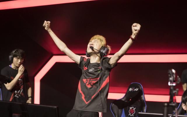  距离|收官之战FPX三“韩援”，“全韩班”距离LPL有多远？