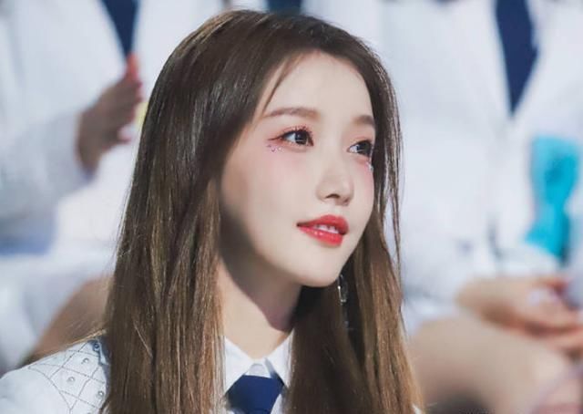  极好|《创造营》最遗憾选手姜贞羽，因伤退赛资源却极好：幸好没有成团