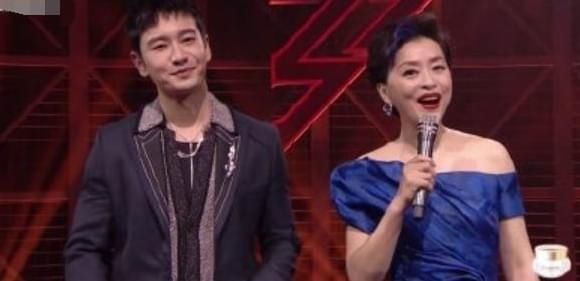  助阵|《浪姐》成团夜，黄晓明嘴瓢，助阵嘉宾live难听，姐姐们假唱