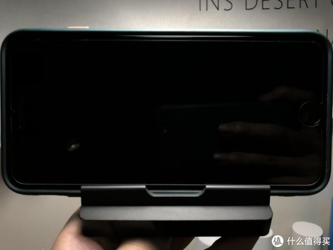  社畜|入职一年的年轻人每天都背什么？一个浑浑噩噩社畜的EDC