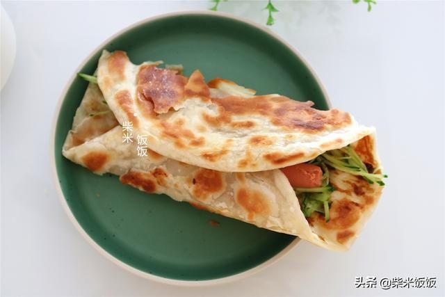  烙饼|＂家常烙饼，最服这做法，提前揉面放冰箱，现吃现烙，又软又香＂