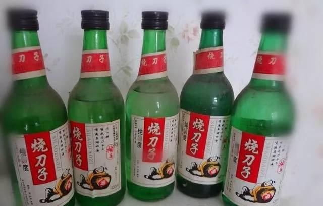 伏特加|世界上最烈的4种酒，喝过2种的是“酒鬼”，全喝过的是“酒神”！