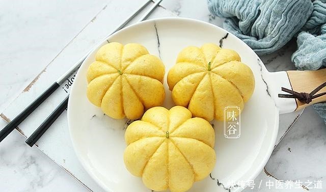 面粉|南瓜不煮粥,加点面粉做早餐,好看又营养,关键是孩子们都喜欢