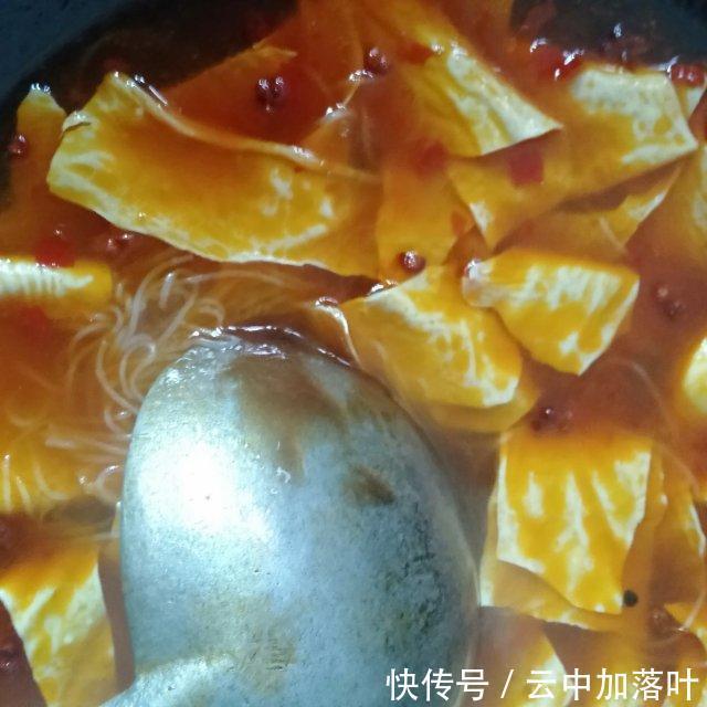  特别|酸辣血旺，酸辣鲜香，特别的开胃