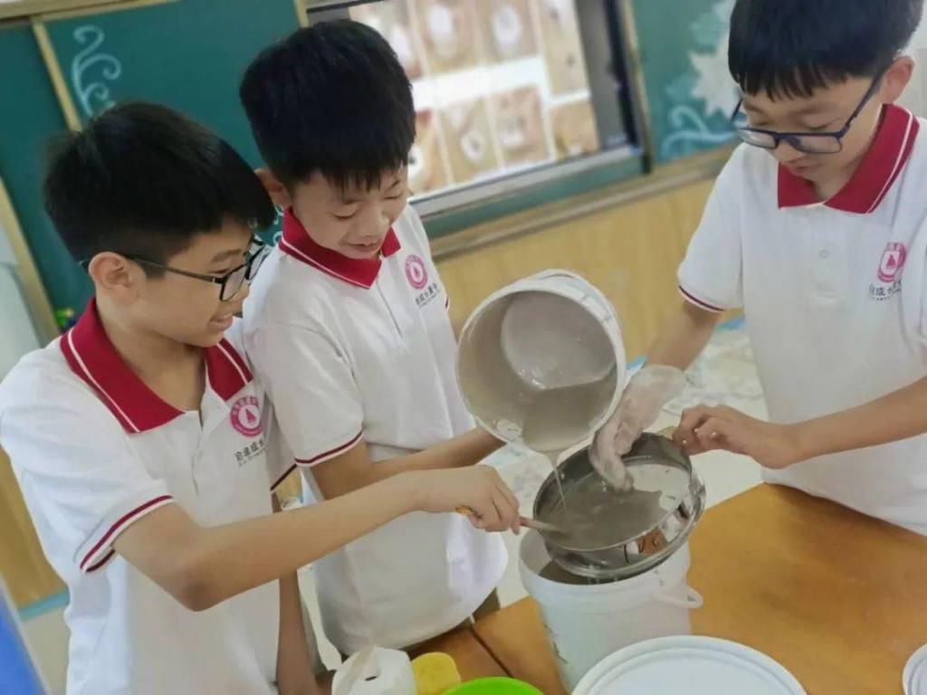 积分|不限户籍,不要积分!这所好学校开放少量补录名额!赶紧!