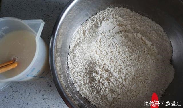 操作|早餐花卷越吃越爱吃,方法简单易操作,你也来试试吧