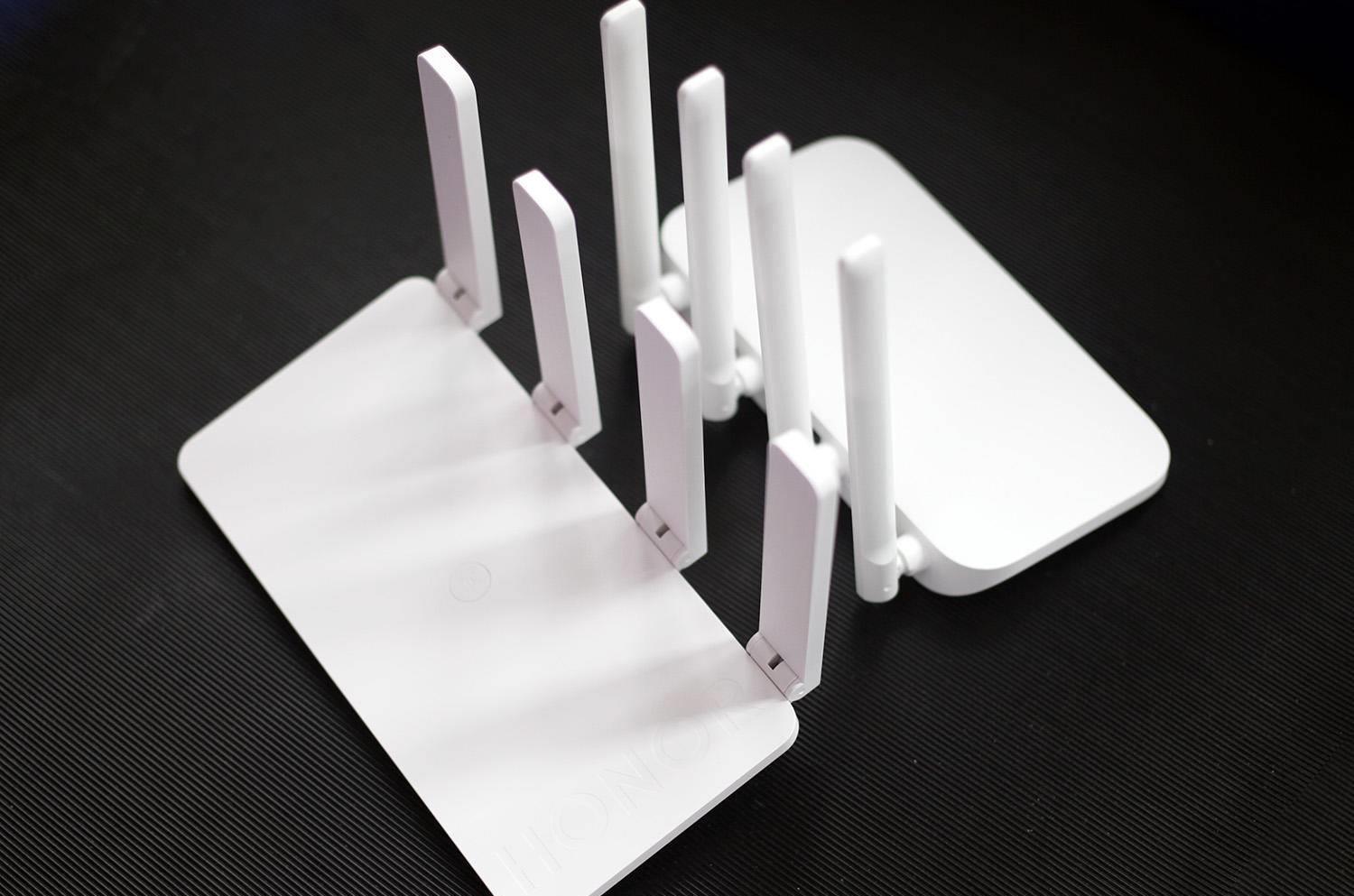  级别|百元级别荣耀路由X3和小米路由4A，哪款真的香？