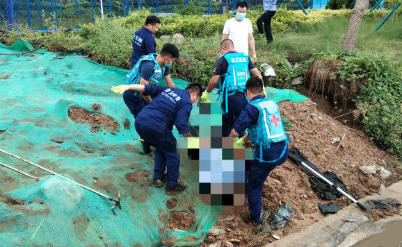  男子|突发！胶州男子酒后意外落水，不幸溺亡