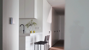  成都|成都 240 m2 极简大平层，兼顾自由与温暖的家