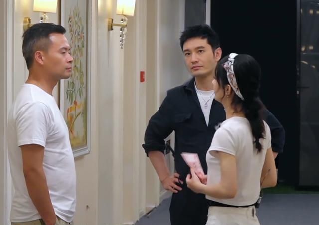  细节|中餐厅亏本，赵丽颖怒怼林大厨，一细节引热议，网友：当我们傻？