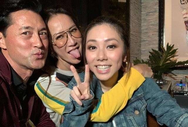  油腻|难以想象李玟的素颜，皮肤黢黑还很油腻，说她55岁都可能有人信！