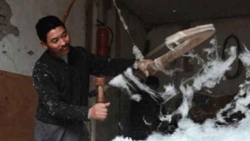  老人|50岁弹棉花老人，潜伏东陵数十年，用钢板自制钥匙，差点搬空皇陵