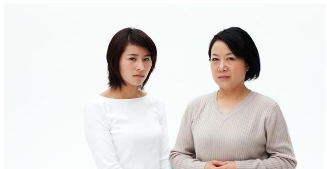 男方父母|结婚彩礼瞬间涨20万，女方以流产要挟，男子：宁可单身也不娶