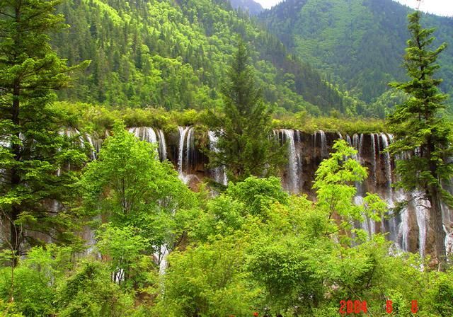  九寨沟|四川旅游：人间仙境九寨沟（图）