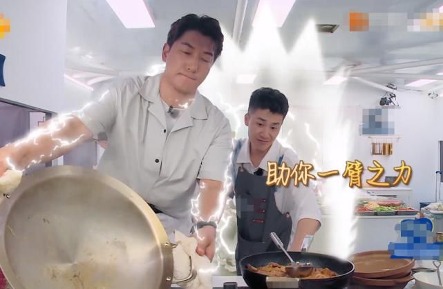 林大厨|《中餐厅》加入两位新帮厨,后厨阵容像《以家》,是一家人没错了