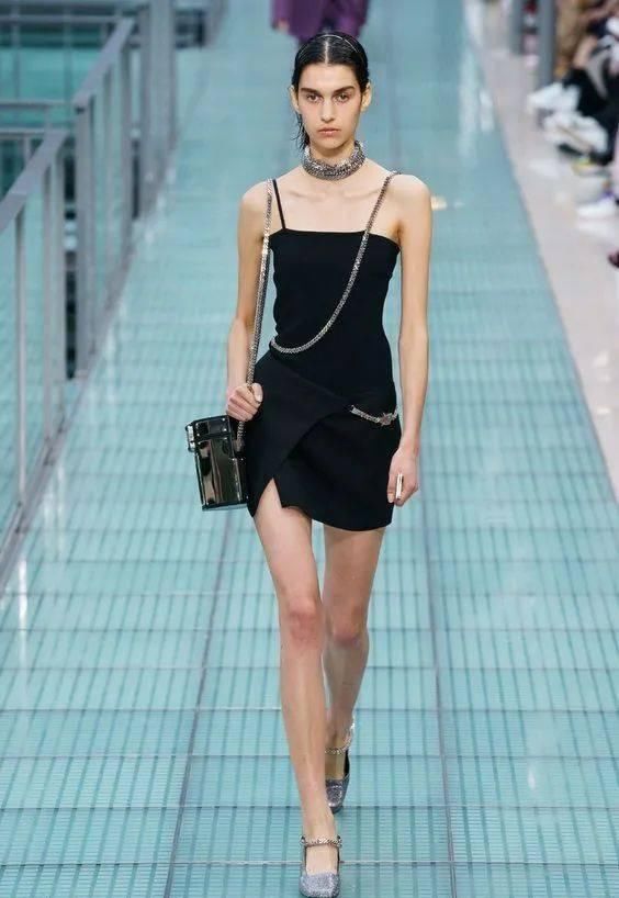 究竟|究竟为何大家如此“链链不舍”?!