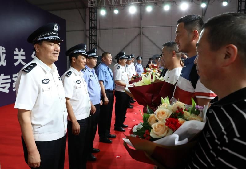 犯罪|兰州警方破获一特大电信网络诈骗案,抓获犯罪嫌疑人137人