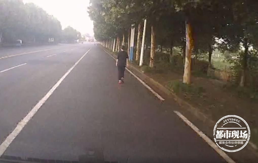  颅内|女司机开车时的一个动作，导致车辆失控，行人被撞到颅内出血