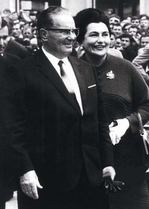 原因|为何铁托一死,南斯拉夫就四分五裂了原因警醒世人