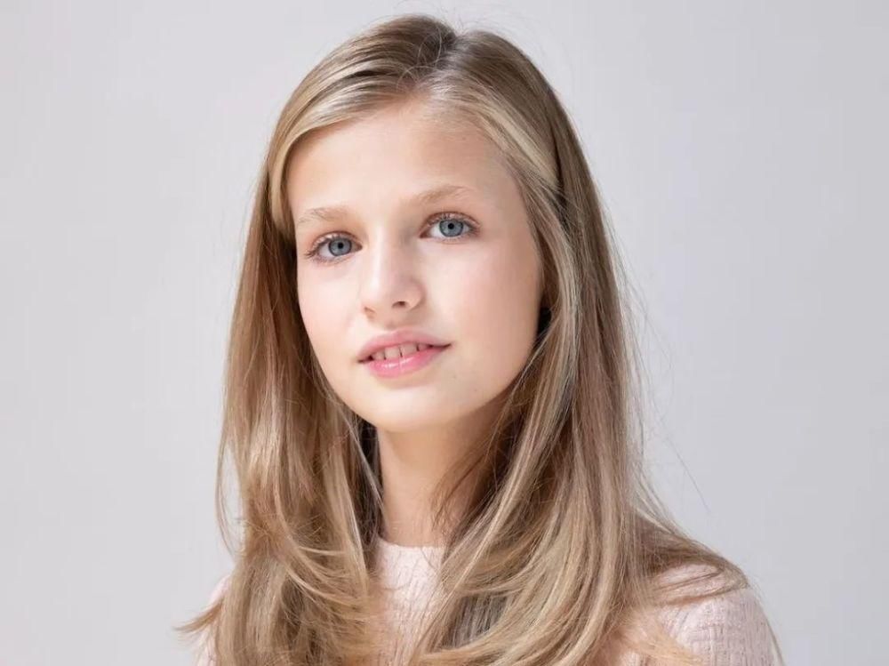 莱昂诺尔|15岁西班牙女王“养成计划”！