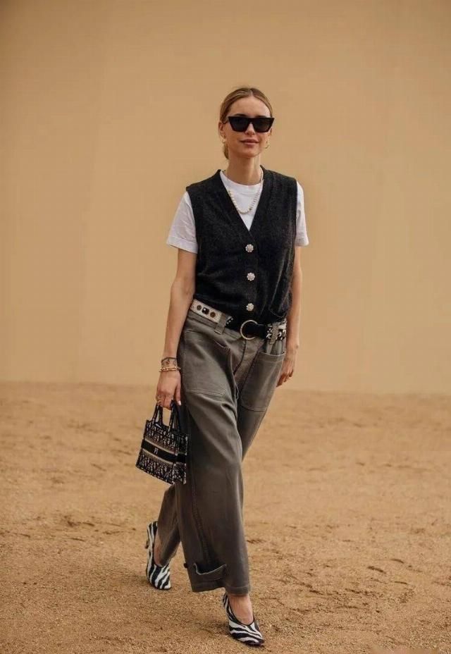  大街|谁说白T恤烂大街，那是你不会搭！