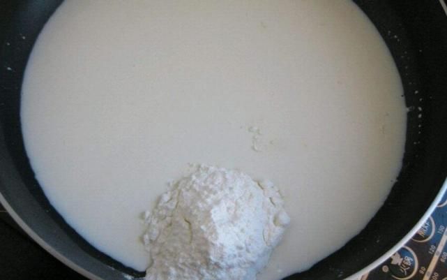  朋友|3盒“牛奶”倒进油锅里炸，10分钟后出锅，朋友馋得口水流！