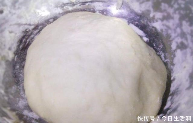  包子|秋天这菜最便宜，包成包子，软糯鲜香入味，孩子一次吃5个