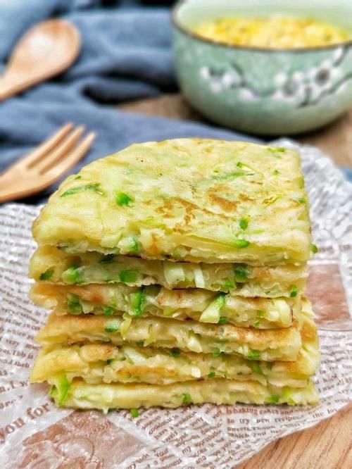 简单|西葫芦早餐饼,营养丰富又简单,一起来试试吧!