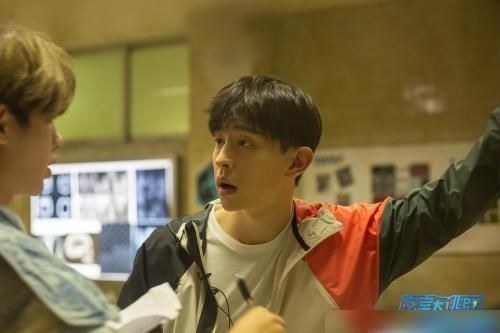  放过|《密室大逃脱》玩归玩，乐归乐，主题内涵也不可放过