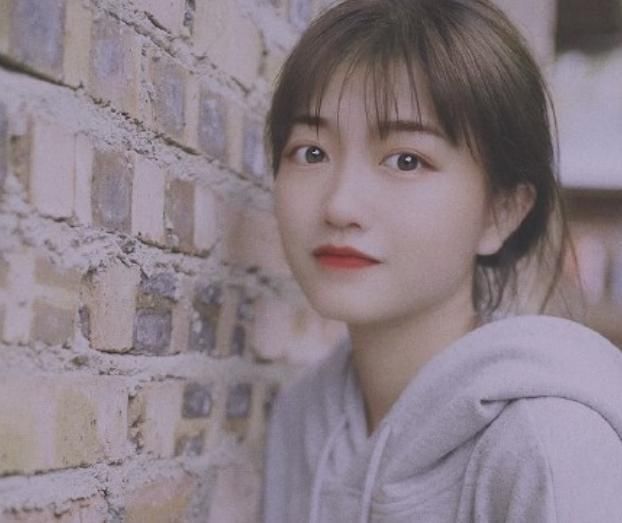  女大十八变|曾是《变形计》中的“神仙妹妹”，女大十八变，如今颜值堪比网红