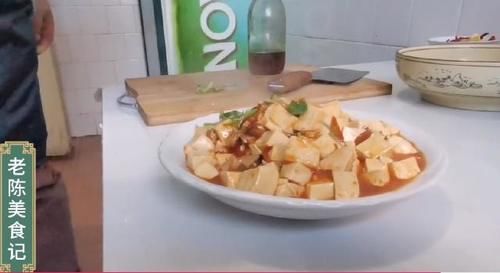 太费|老豆腐这种做法外香里嫩,简单实惠,但太费米饭