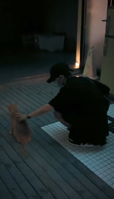 滑板|博君一肖发糖!工作室晒肖战生活日常,穿王一博同款还去街舞探班