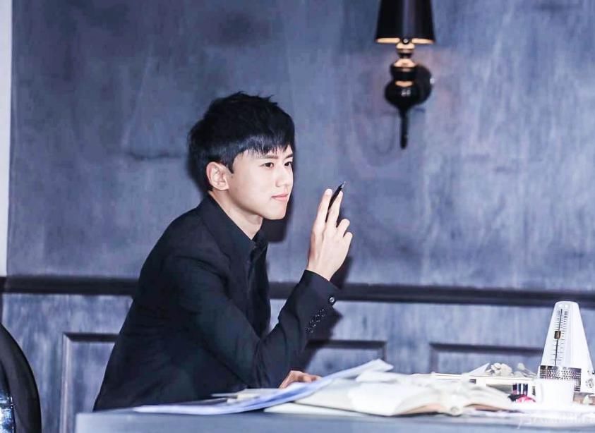  女儿|谢娜被2岁的女儿“套路”了，猝不及防的提问，一般人还真想不到