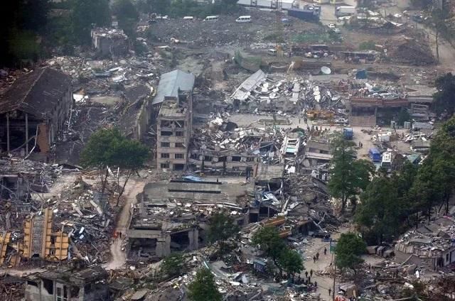 小时|12年前汶川地震中，蒋雨航被埋废墟124小时，后来怎么样了？