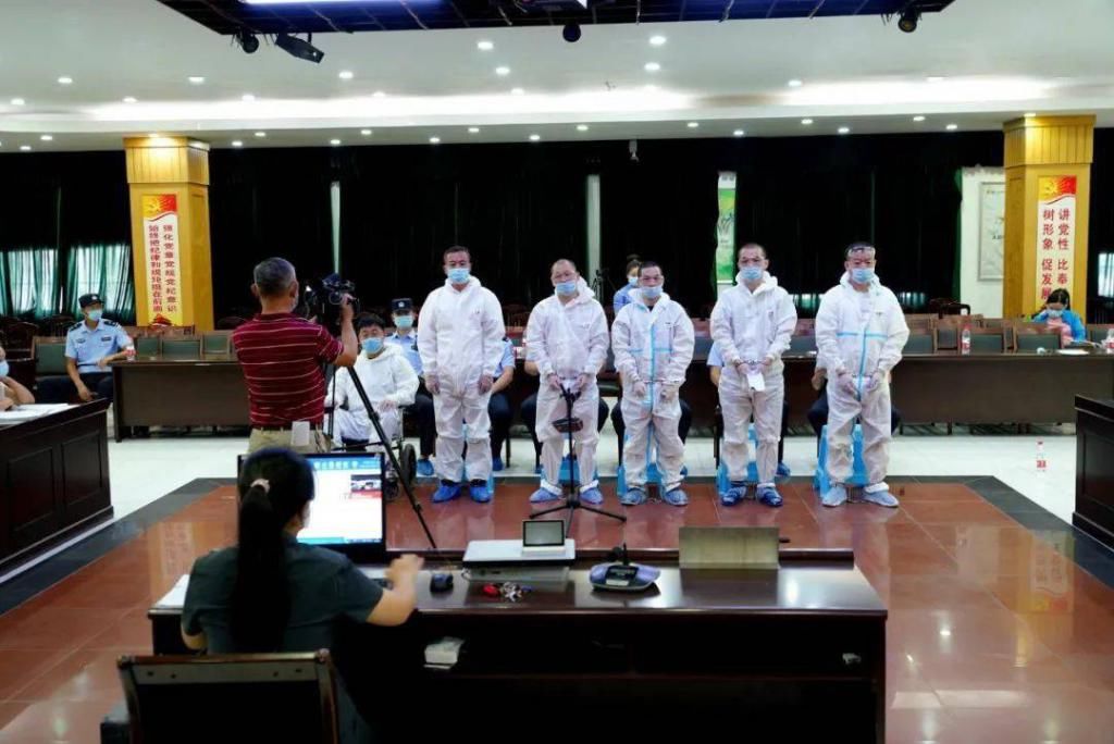 公开审理|颍上法院公开审理6人涉恶案件!