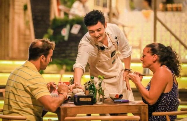  正式|《中餐厅》正式收官，节目嘉宾做事太暖心，受到官方媒体点名表扬