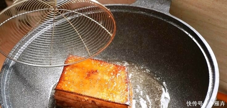  扣肉|扣肉别用油炸了，教你这个新做法，我家一周吃5次，大厨都夸我