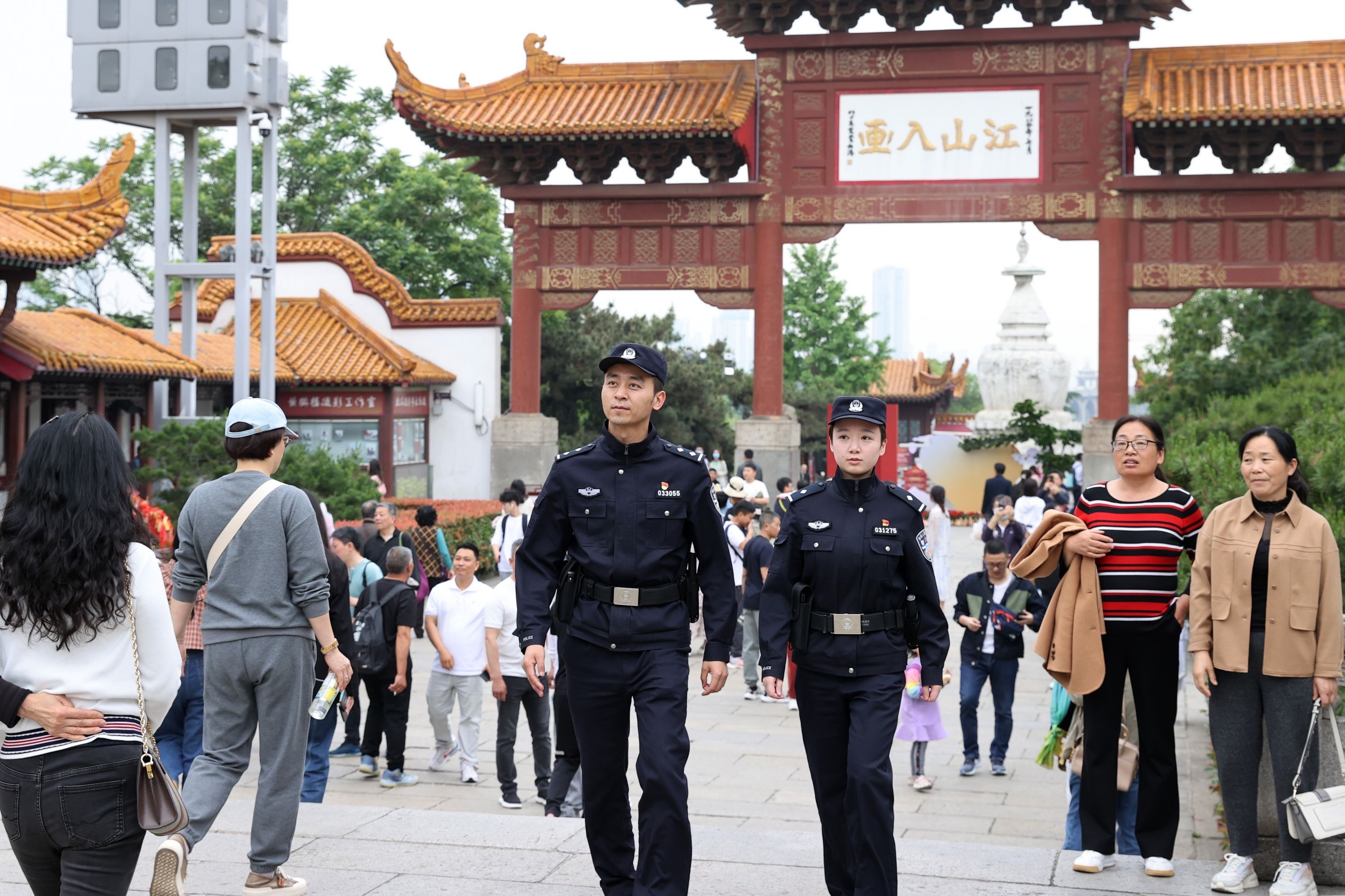 “一景点一专班”，武汉启动公安高等级勤务守护节日平安