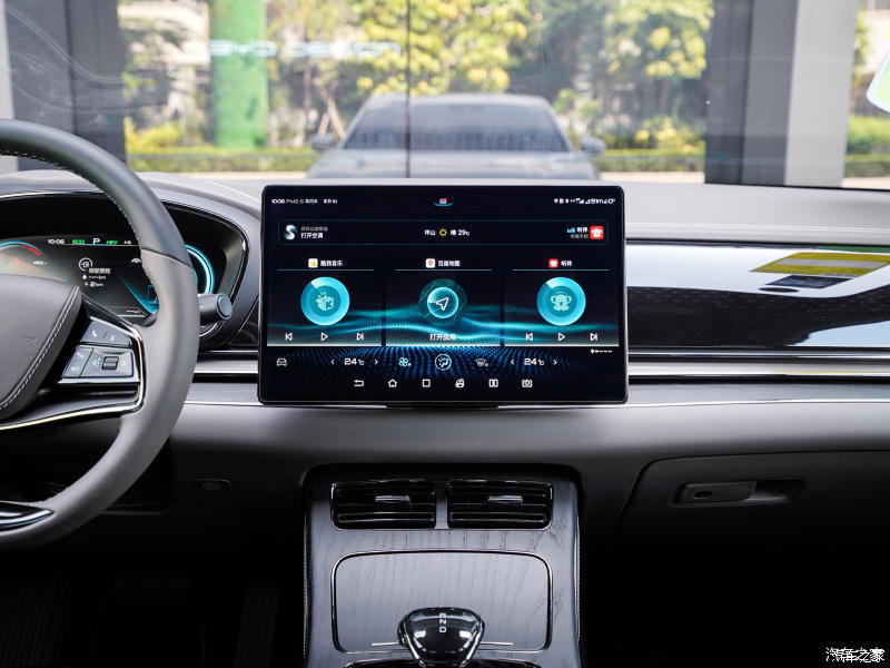 比亚迪|旗舰车型比亚迪汉 售价27.95万 又帅又快又远