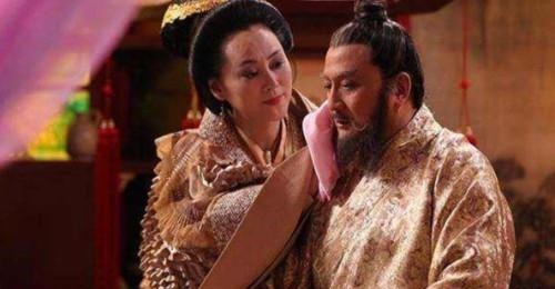 角身|婴儿天生异象,头有龙角身有龙鳞,长大后成为一代开国皇帝