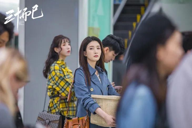  平价|一部43集的电视剧，能出现多少只平价包？