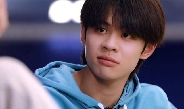  素人|选秀节目的素人盘点，看到她：皇族怎么还在说没有背景？