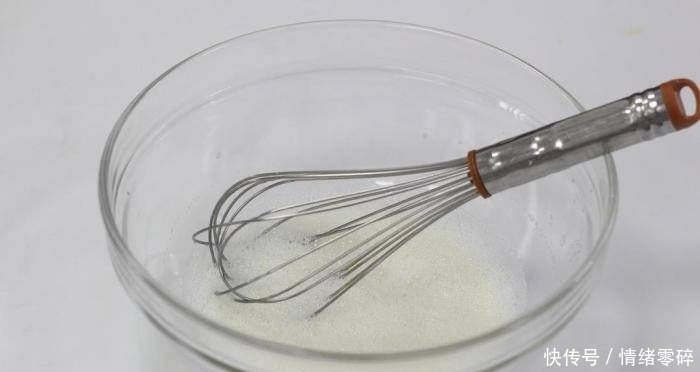 搅拌好|浮云卷:蛋糕可以在家里做,味道超嫩!