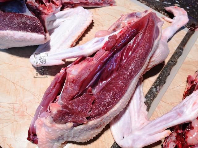 大人|鸭胸肉炖汤又柴又硬,大人小孩都不吃,教你这样煮鲜嫩爽滑抢着吃