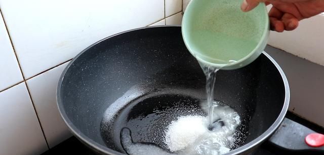 山西|山西特色小吃“蜜汁风葫芦”做法,口感香甜酥脆,大人小孩都爱吃