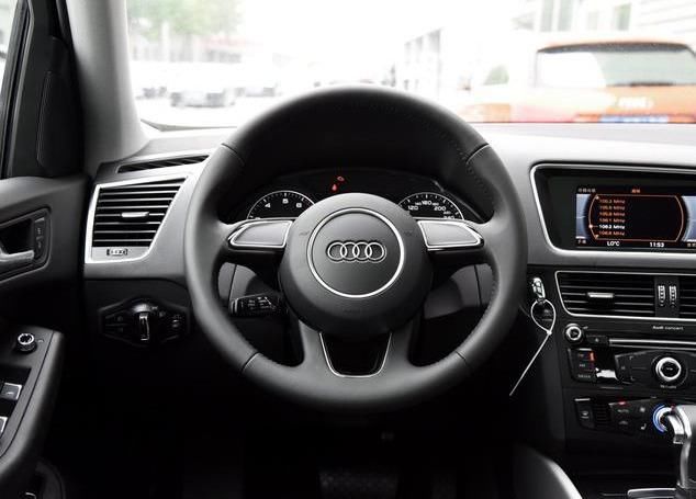  栽到|奥迪Q5都跌到32万了，为何还是卖不过奔驰GLC？栽到这3点上了