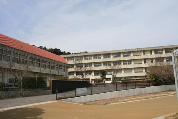  纯爱电影|日本大分县，有一片属于新垣结衣和三浦春马的河滩