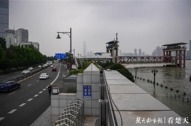  汉口站|28.36米！汉口站水位回落0.04米