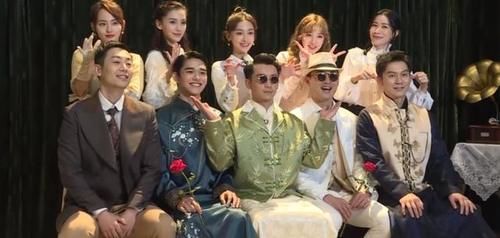  关系|跑男郑恺“罢录”摔衣服！老成员的眼神成亮点，关系好坏一看便知