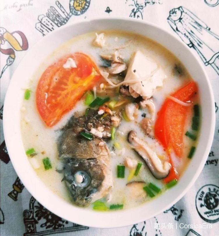 白胡椒粉|美味鱼汤推荐:牛奶鲫鱼粉丝汤,鱼头豆腐夜香花汤,番茄鱼片汤